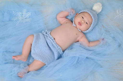 天水摸孕妇肚子沾喜气